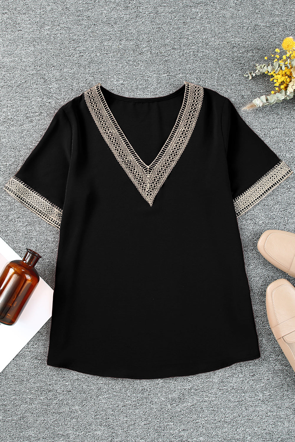 Contrast V-Neck Blouse